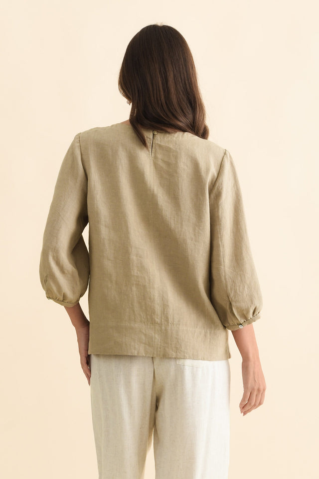 alt text|model:MJ image 5