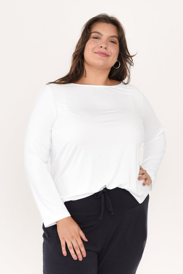 plus-size,curve-basics,curve-tops,plus-size-sleeved-tops,plus-size-basic-tops,plus-size-winter-clothing,alt text|model:Gabby image 10