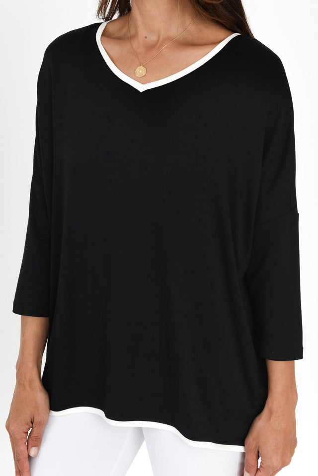 alt text|model:Cara image 7