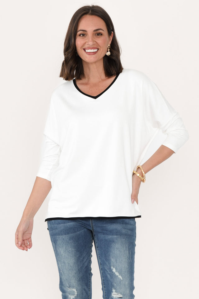 alt text|model:MJ image 1