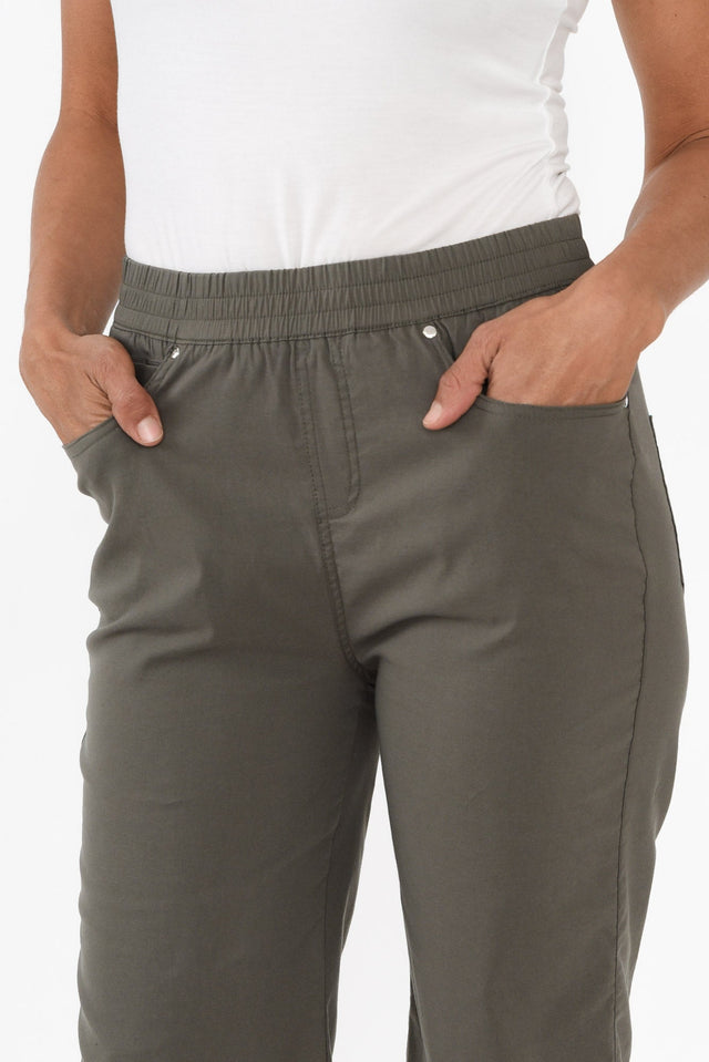 alt text|model:Cara image 6