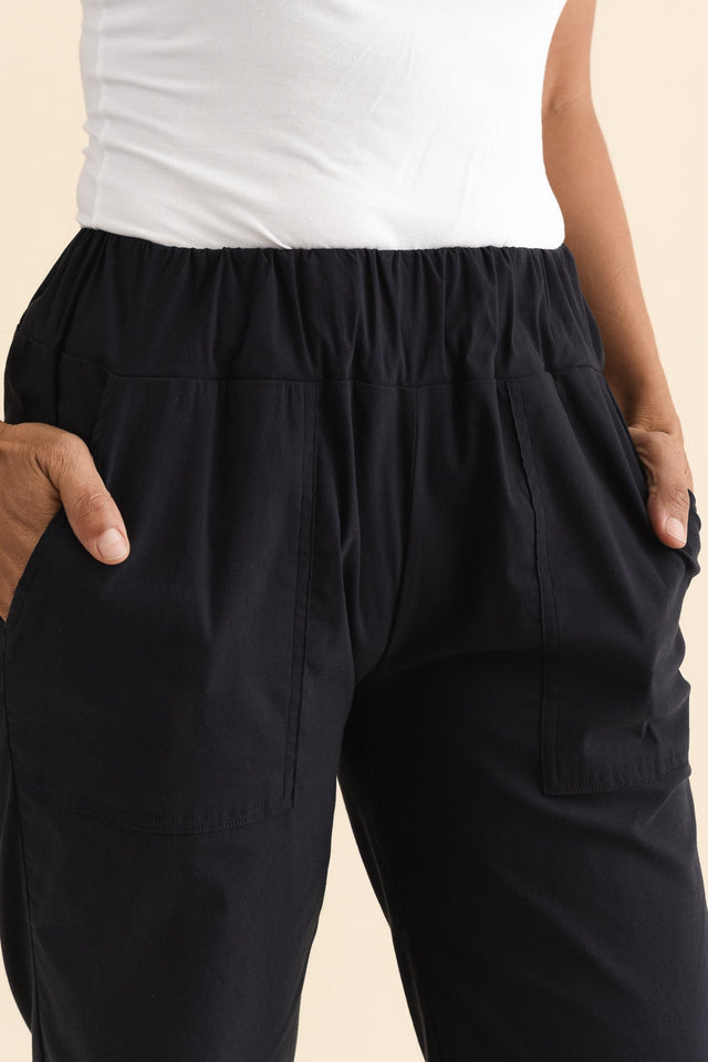 alt text|model:Cara image 7