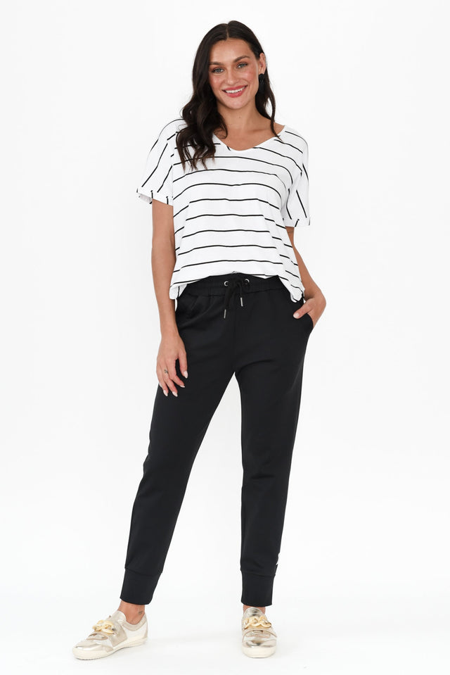 alt text|model:Brontie image 7