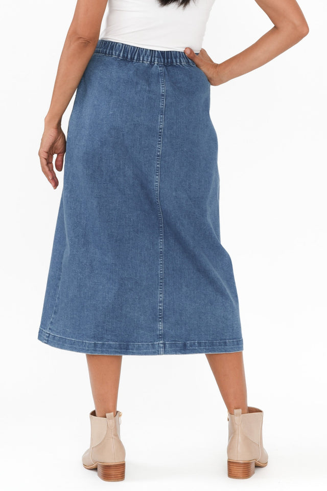 alt text|model:Cara image 6