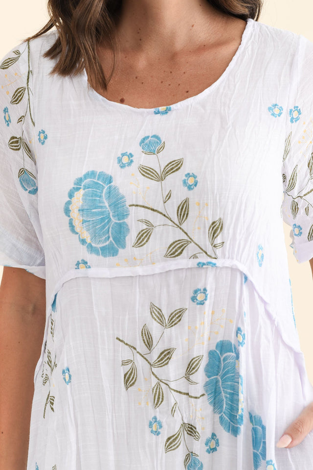 alt text|model:MJ image 6