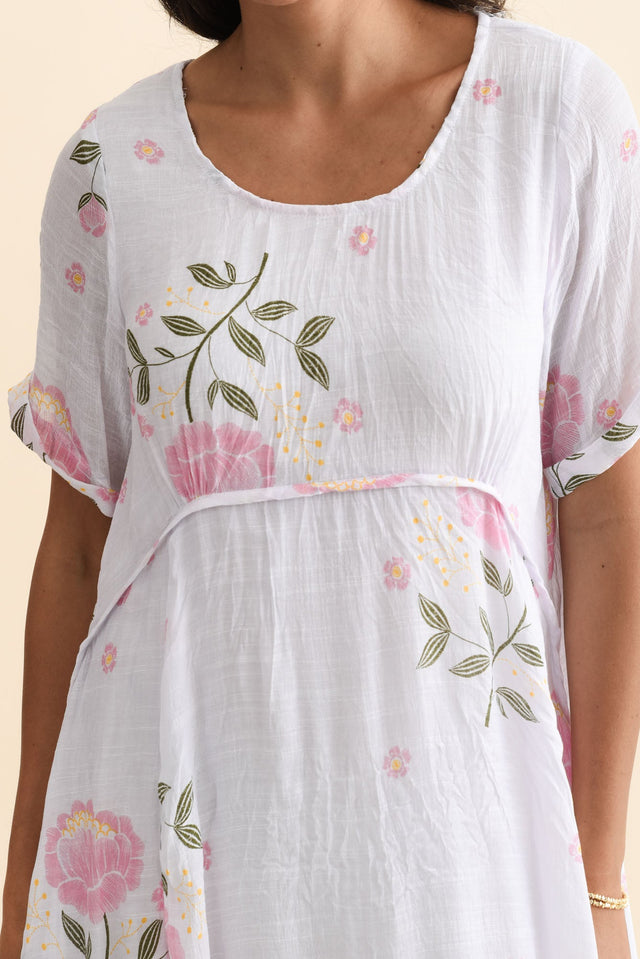 alt text|model:Brontie image 5