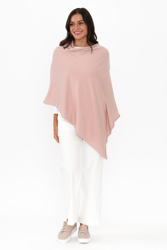 alt text|model:Brontie image 3