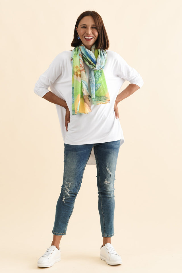 alt text|model:Cara image 9