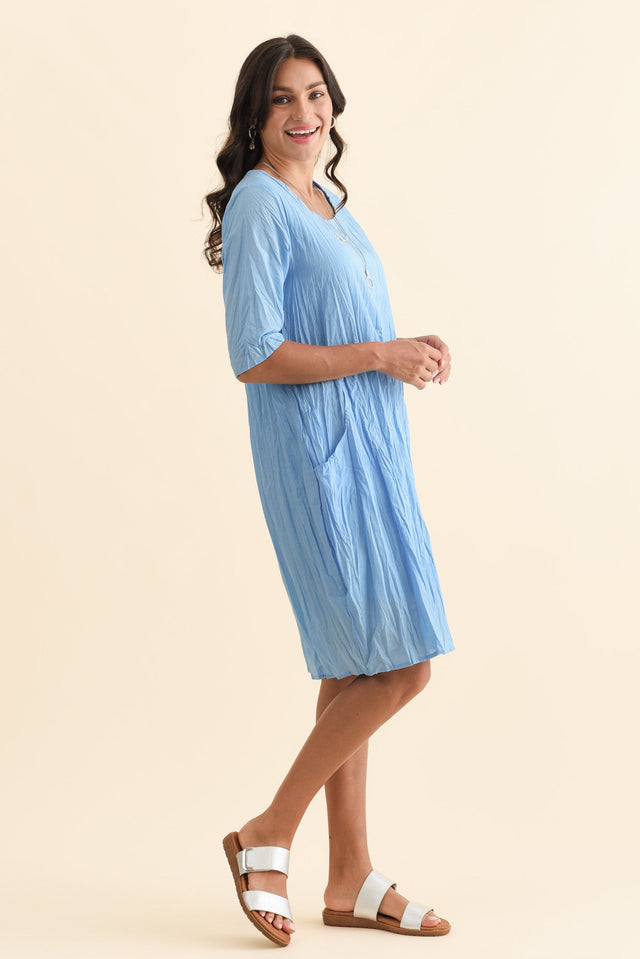 alt text|model:Brontie image 3