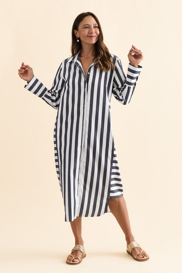 alt text|model:Cara image 7