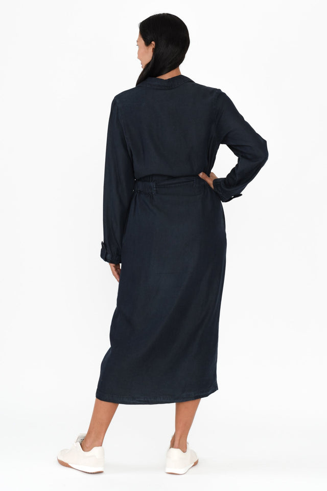 alt text|model:Cara image 5