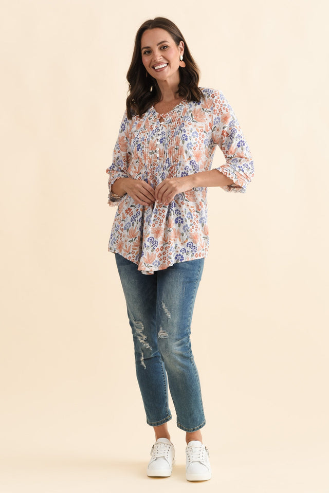 alt text|model:MJ image 8