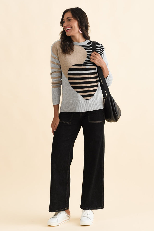 alt text|model:Brontie