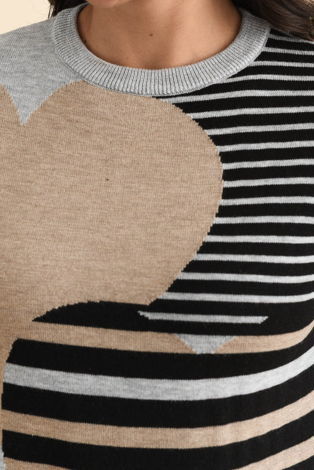 alt text|model:Brontie image 5