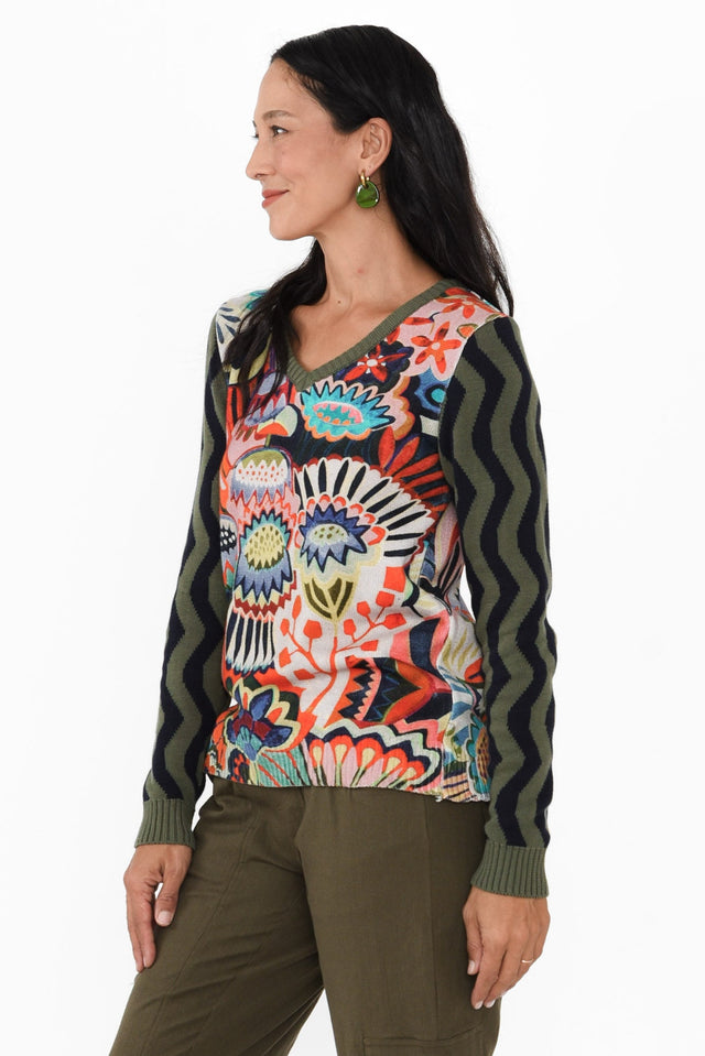 alt text|model:Cara image 3