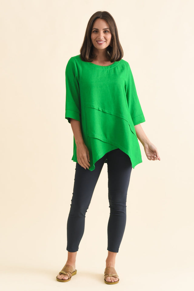 alt text|model:MJ image 3