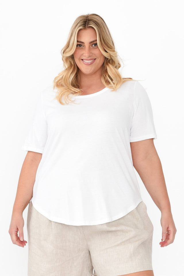plus-size,curve-basics,curve-tops,plus-size-cotton-tops,plus-size-basic-tops,alt text|model:Caitlin image 8