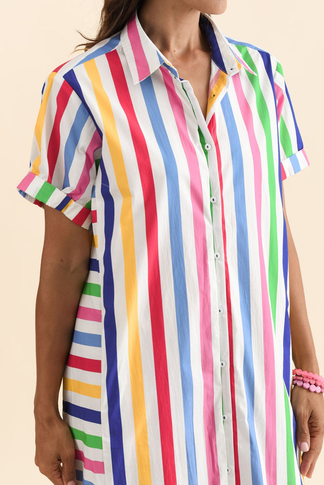 alt text|model:Cara image 6