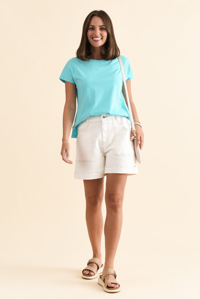 alt text|model:MJ image 7