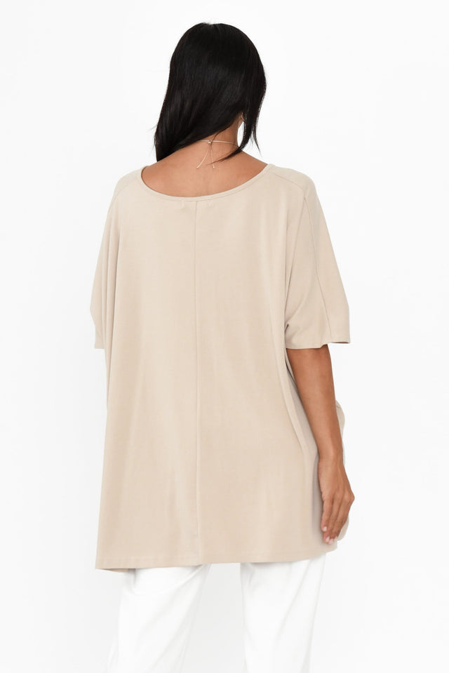 alt text|model:Cara image 6