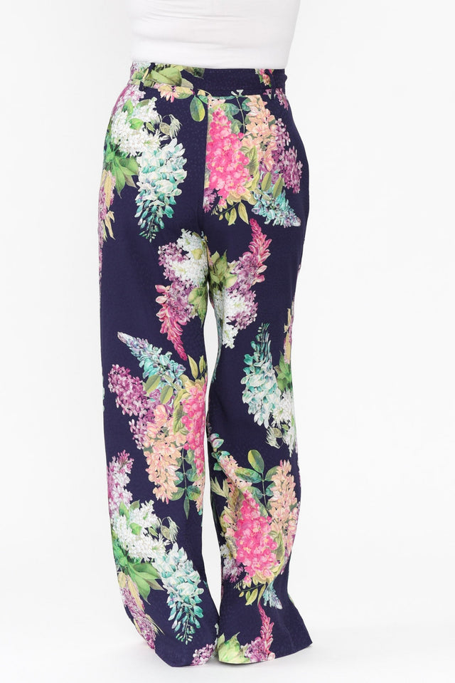 alt text|model:Brooke image 5