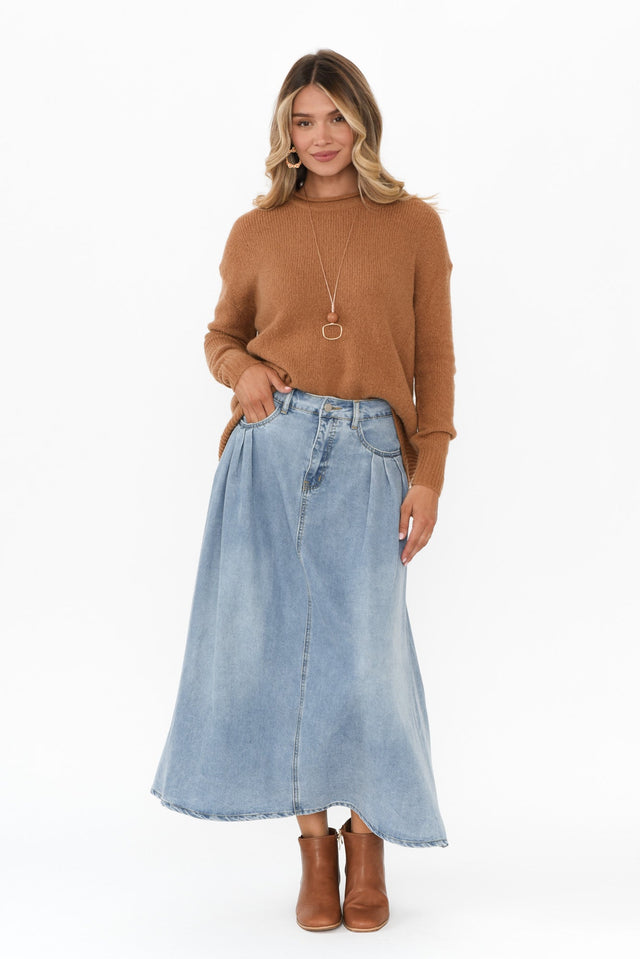 alt text|model:Mollie image 3