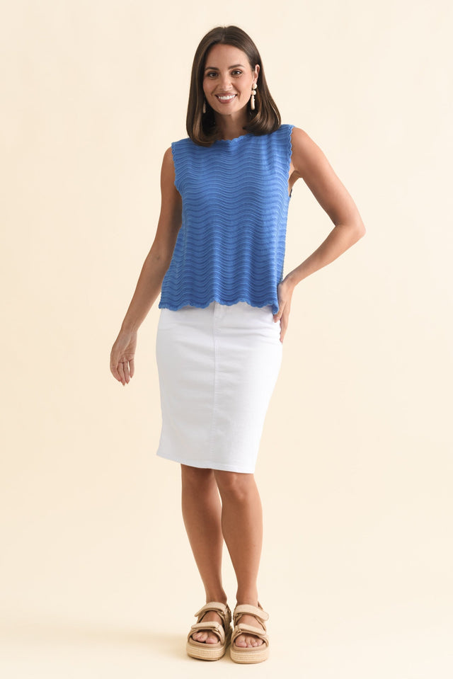 alt text|model:MJ image 7