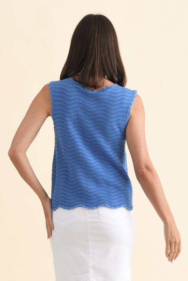 alt text|model:MJ image 5