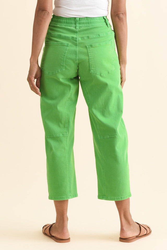 alt text|model:Cara image 5