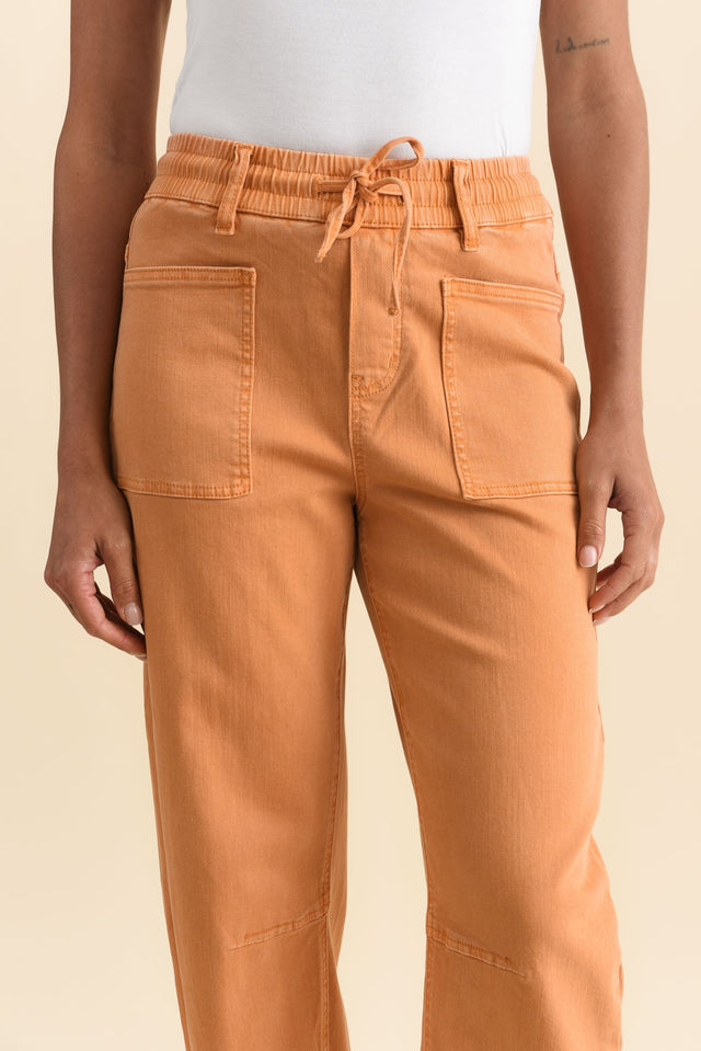 alt text|model:Brontie image 6