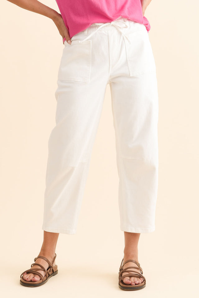 BB Barrel White Jeans