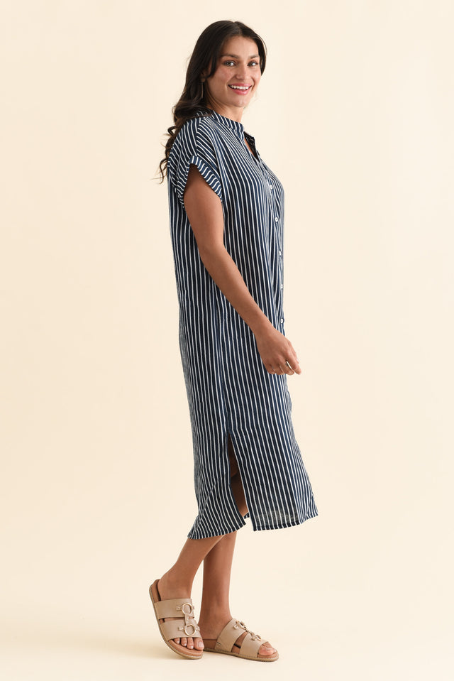 alt text|model:Brontie image 5