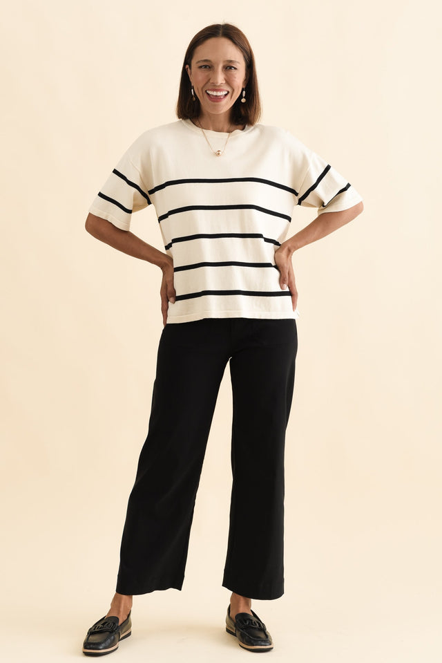 alt text|model:Cara image 7