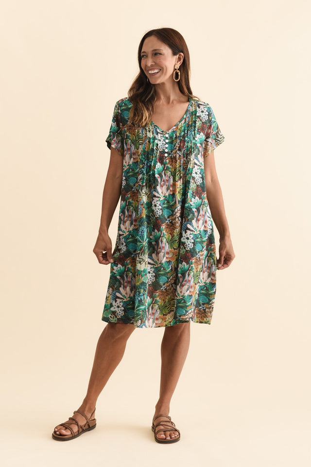 alt text|model:Cara image 7