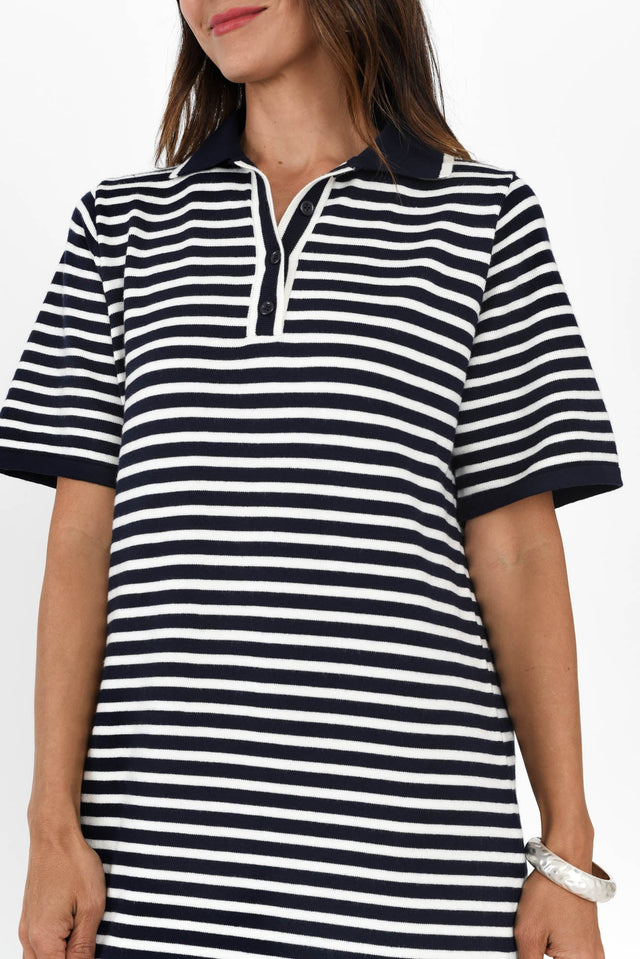 alt text|model:Cara image 5