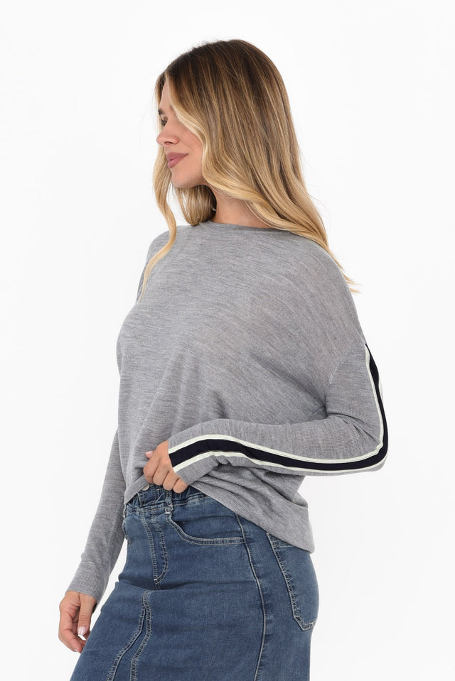 alt text|model:Mollie image 4