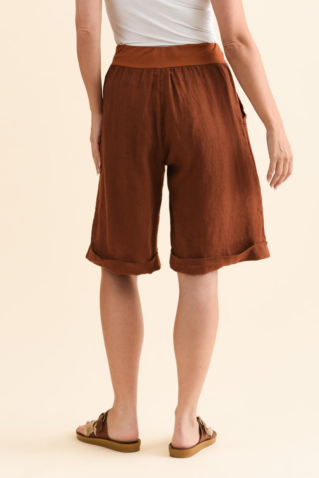 alt text|model:MJ image 5