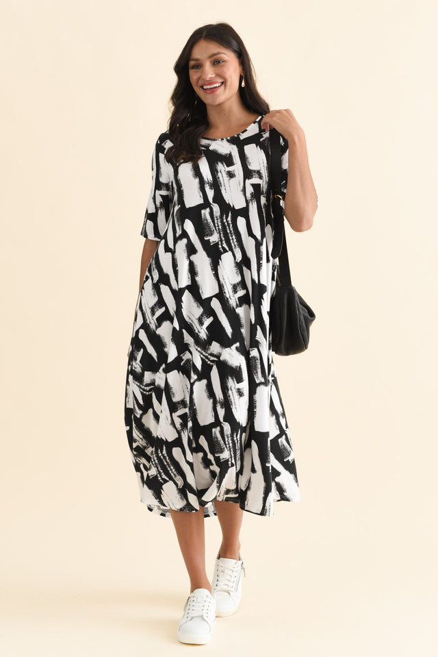 alt text|model:Brontie