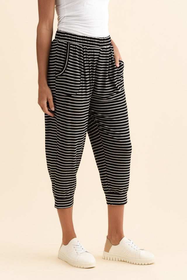 alt text|model:Brontie image 4