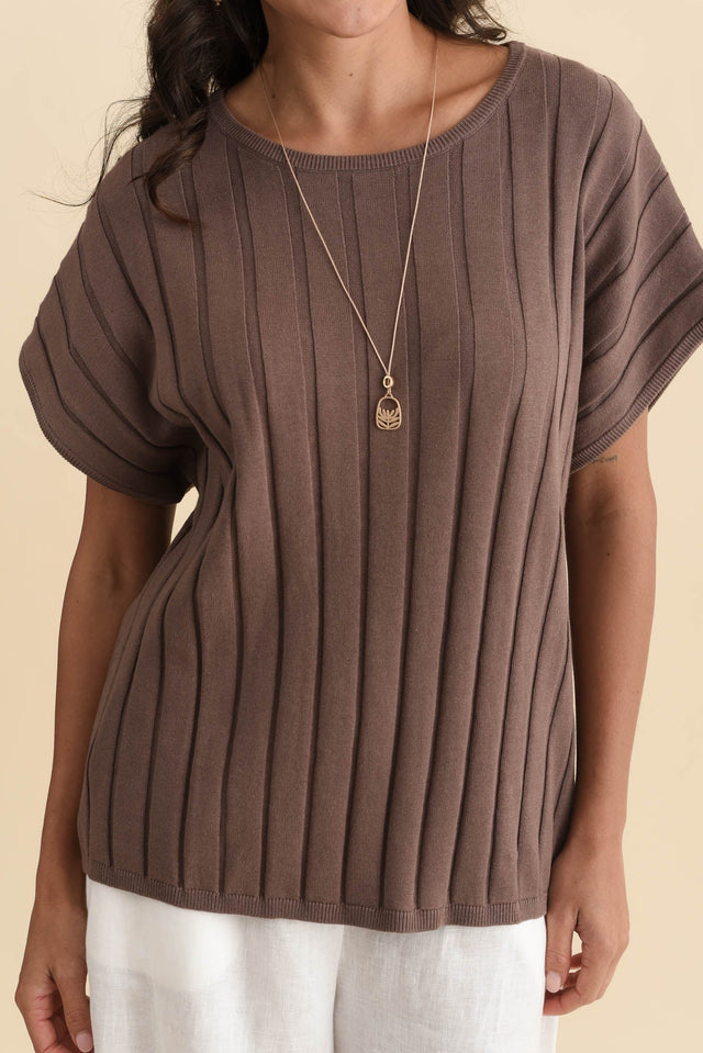 alt text|model:Brontie image 5