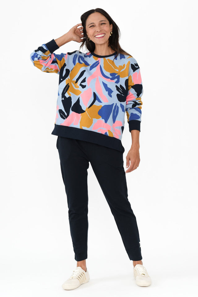 alt text|model:Cara image 7