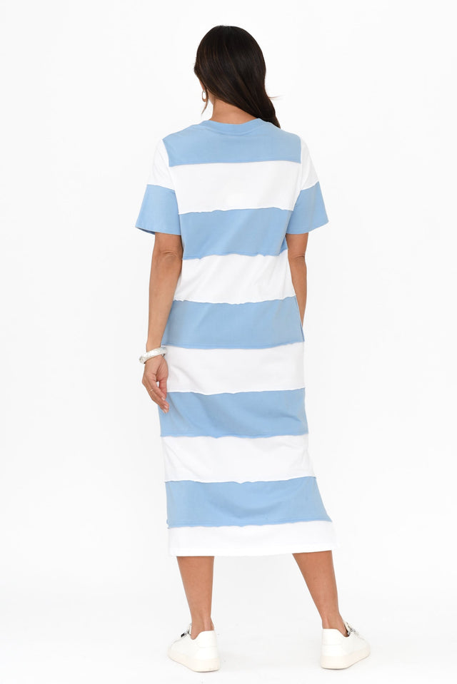 alt text|model:Cara image 6