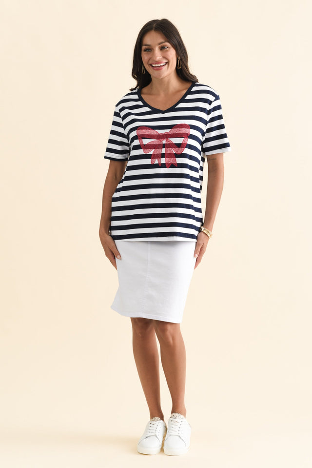 alt text|model:Brontie image 3