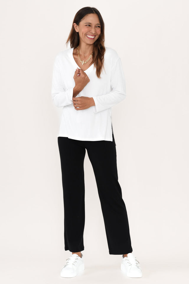 alt text|model:Cara image 7