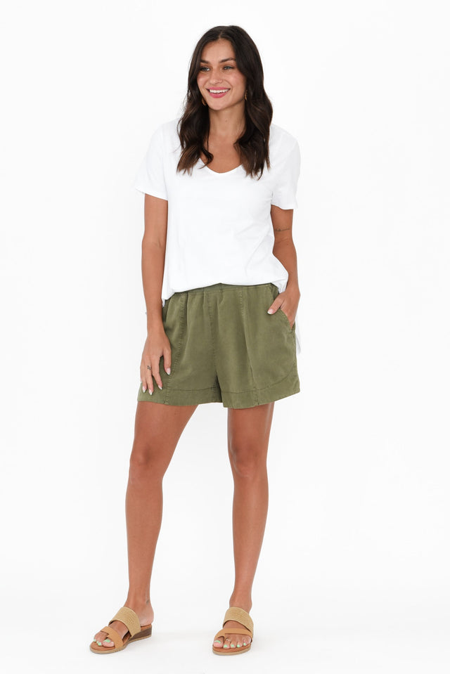 alt text|model:Brontie image 7