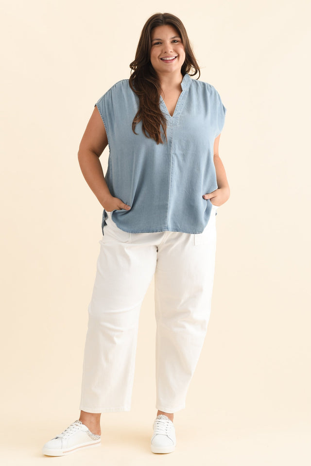 alt text|model:Gabby image 9