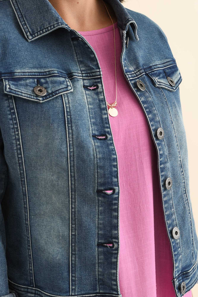 alt text|model:Brontie image 8