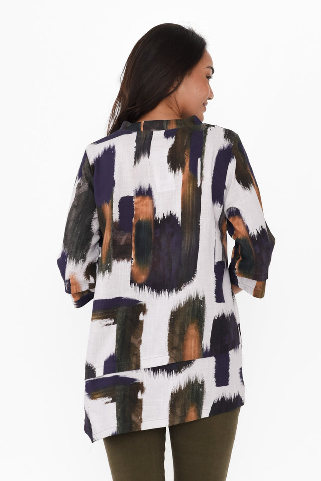 alt text|model:Kirstyn image 5