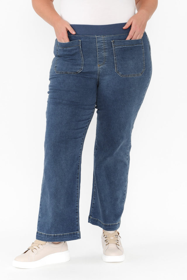 plus-size,curve-basics,curve-bottoms,plus-size-pants,plus-size-jeans,plus-size-basic-bottoms,plus-size-winter-clothing,alt text|model:Caitlin image 14