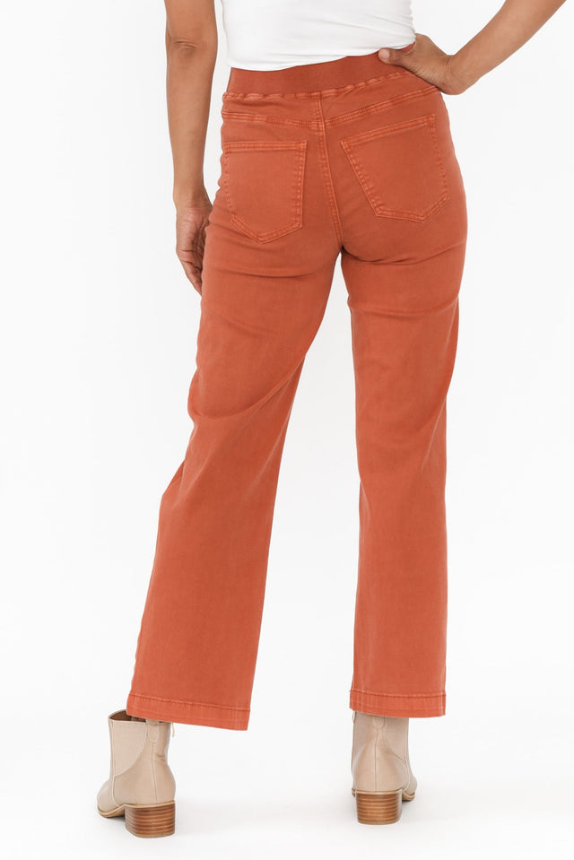 alt text|model:Cara image 6